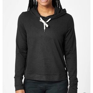 Vuori Women's Halo Essential Hoodie Black Heather
Size small